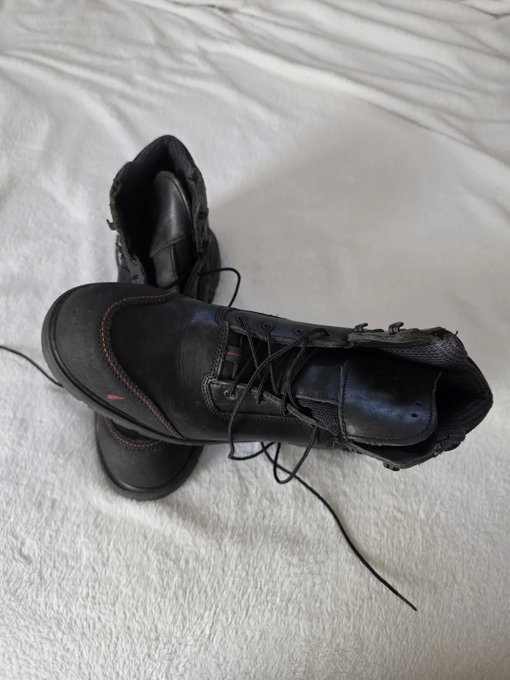 Black Red Wing Men BRNR XP 6-Inch Waterproof Safety Toe Boot (Style 2400) Sz 11